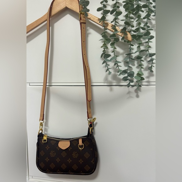 Shi Shang Handbags - SHI SHANG Bao Bao Hand Bag